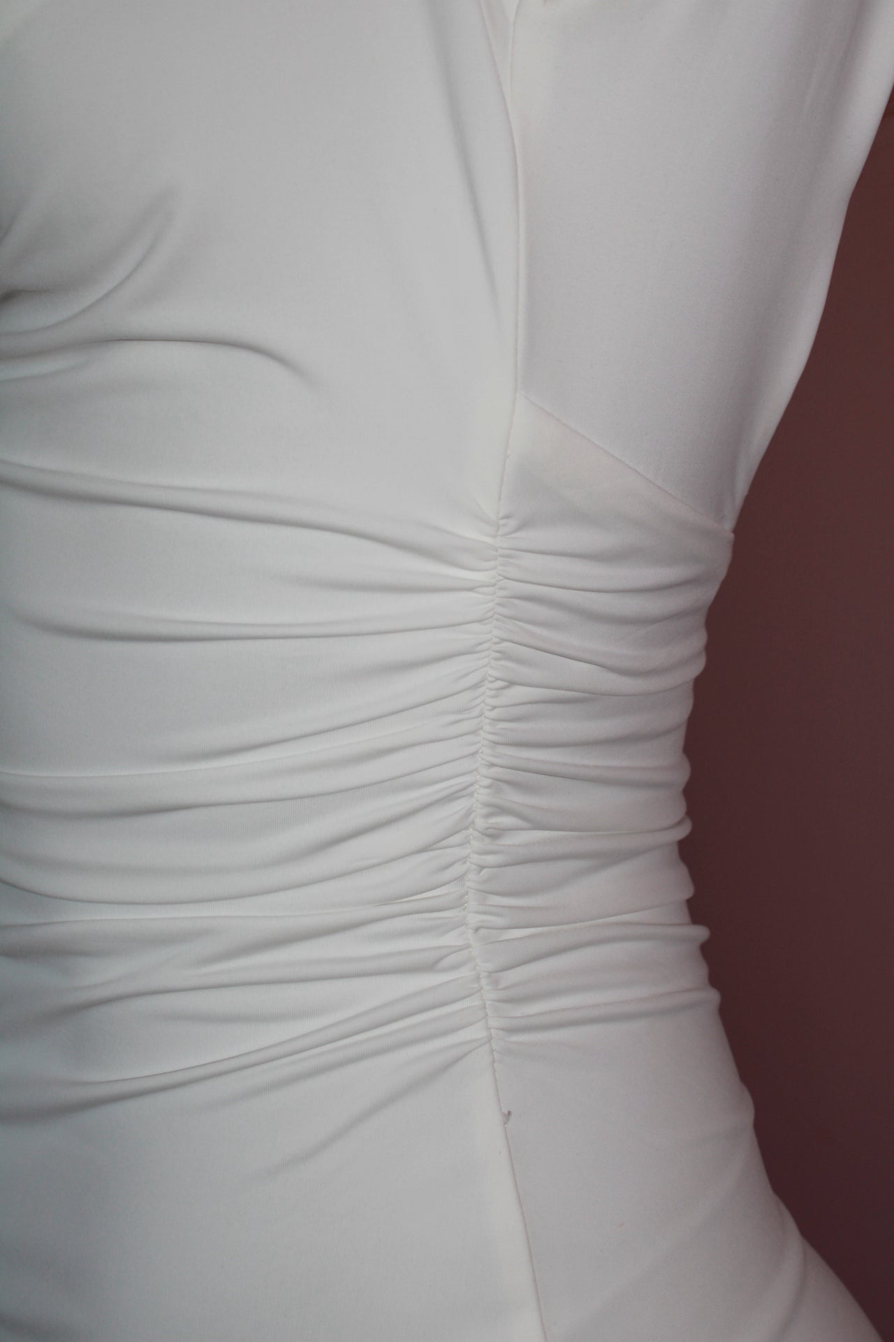 Vestido blanco de licra cuello en en U #11344