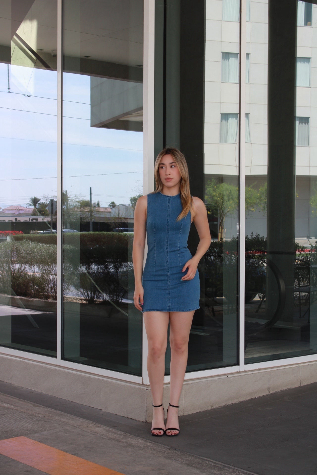 Vestido de mezclilla corto #11117