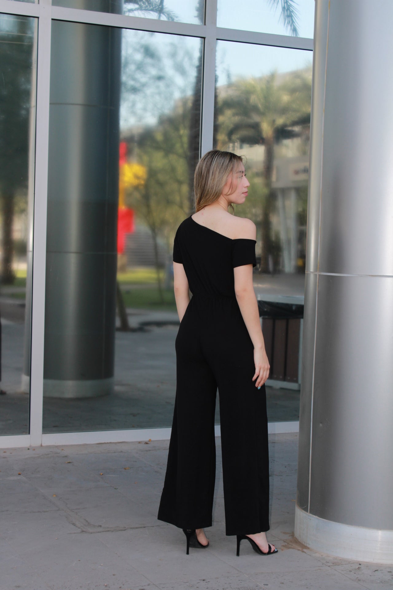 Jumpsuit negro asimétrico #11109