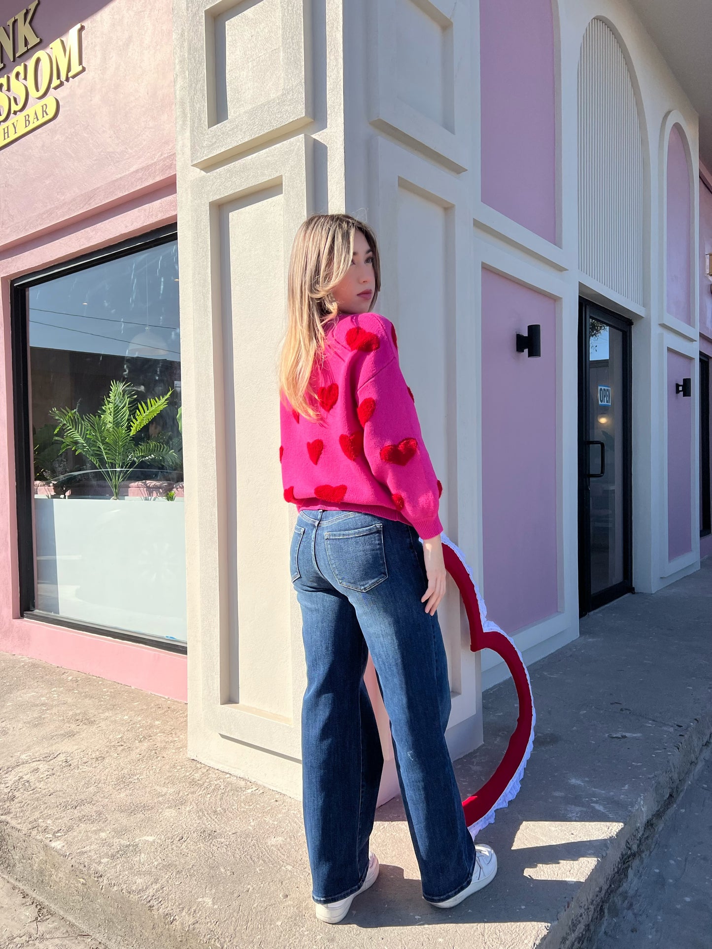 Suéter tejido fucsia con corazones #10925