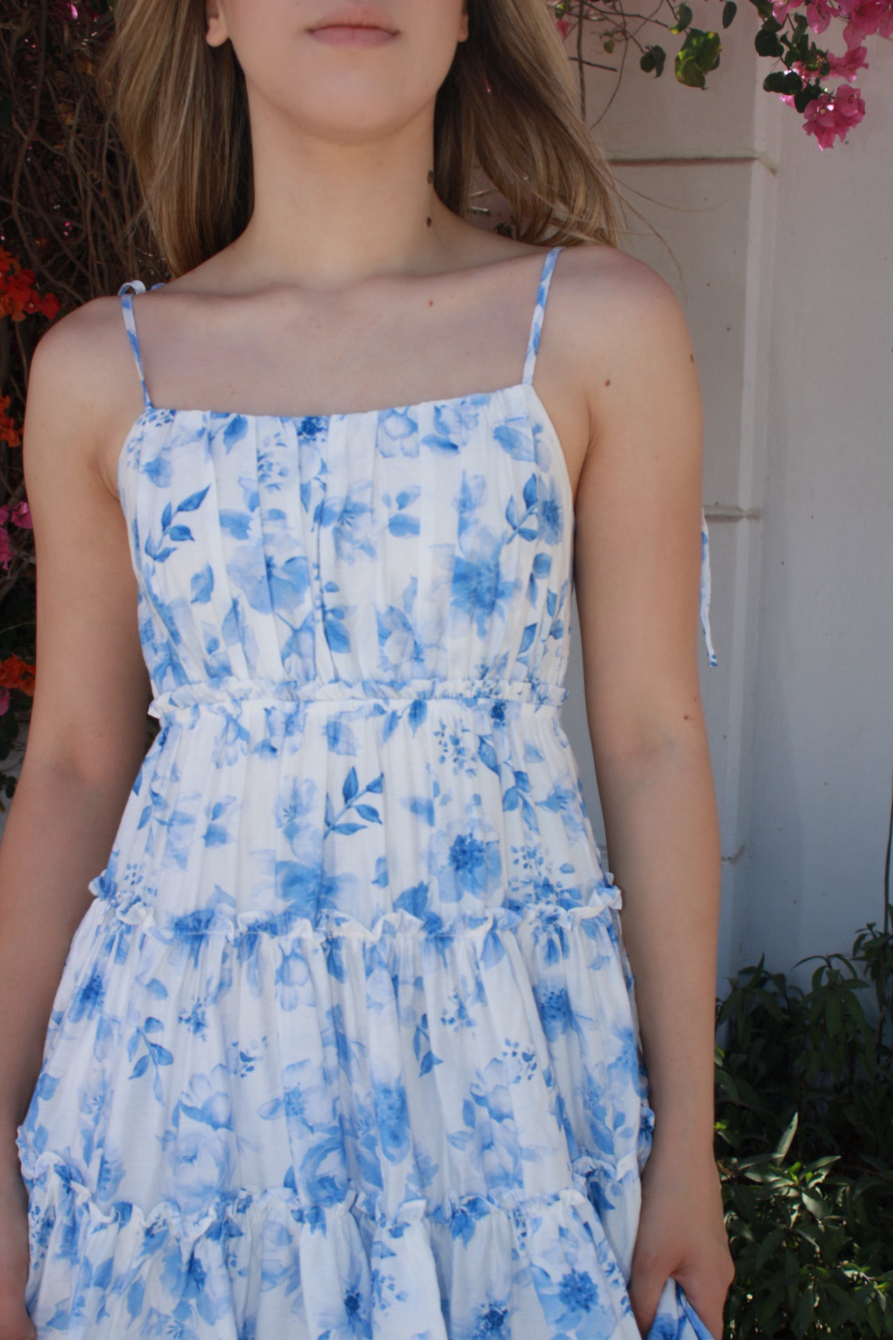 Vestido corto blanco floreado azul #11168