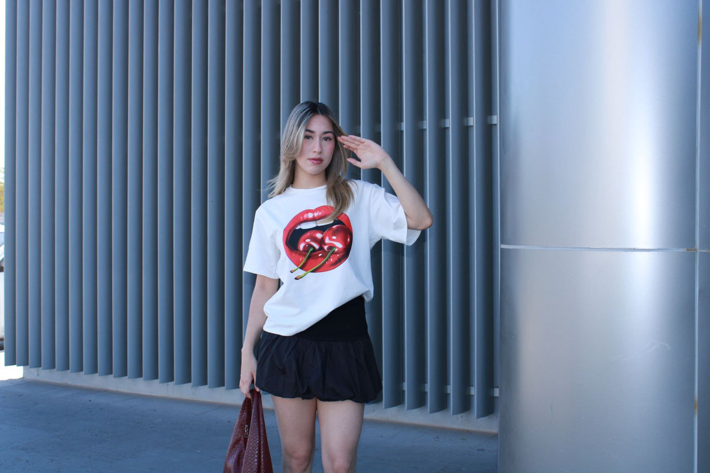 Camiseta con estampado de boca con cherrys #10949