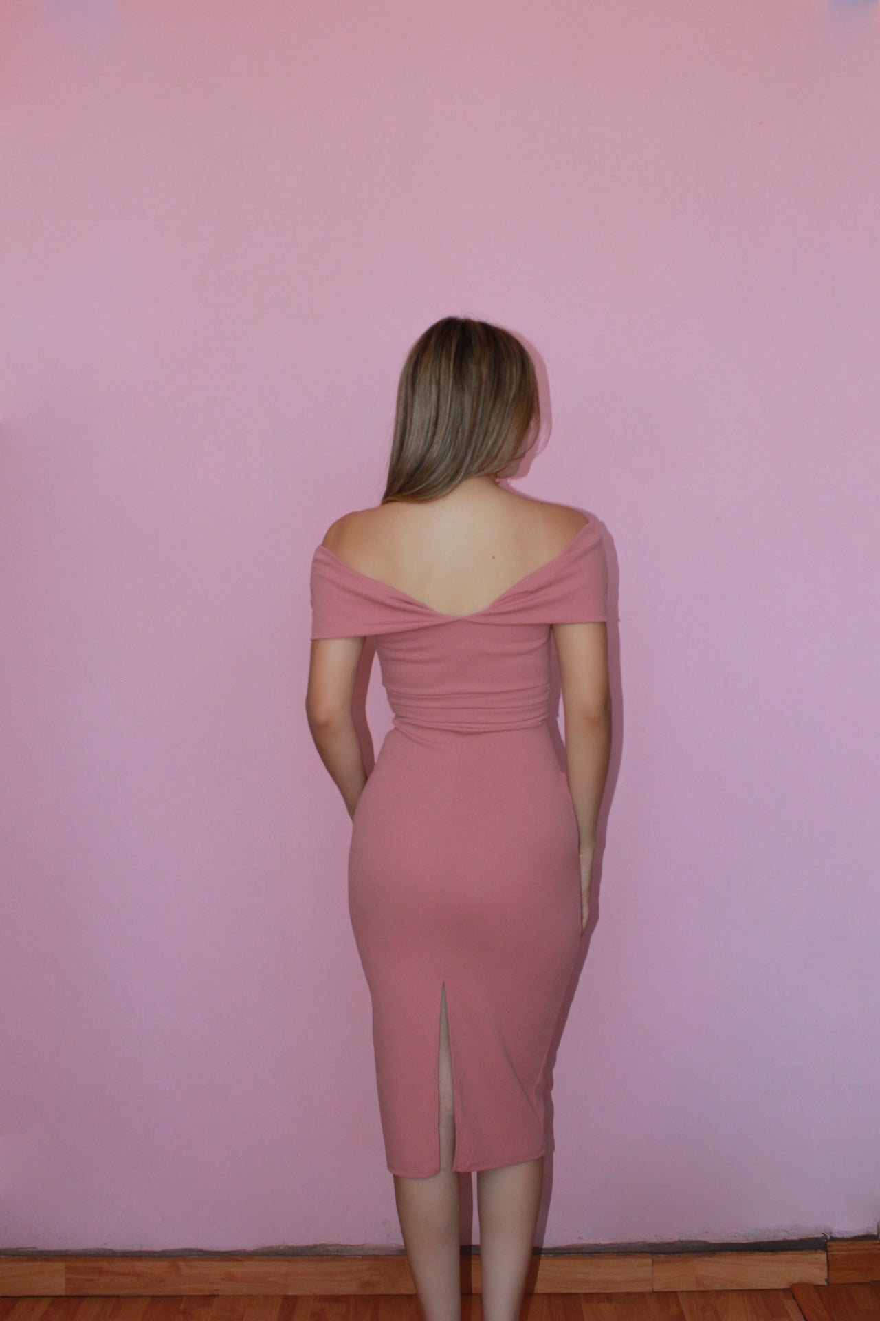 Vestido off shoulder rosa palo #11357