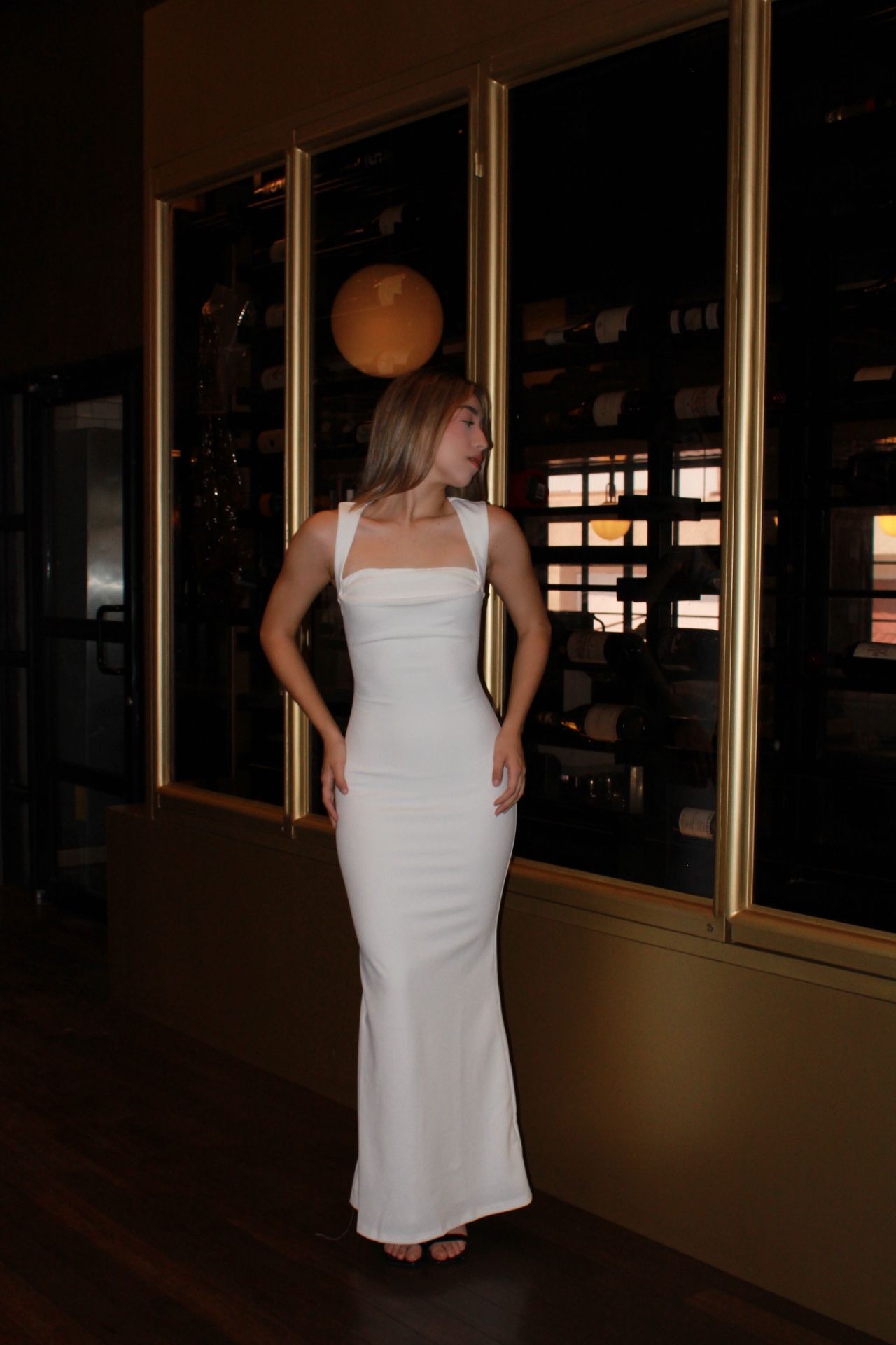 Vestido blanco, largo. #11393