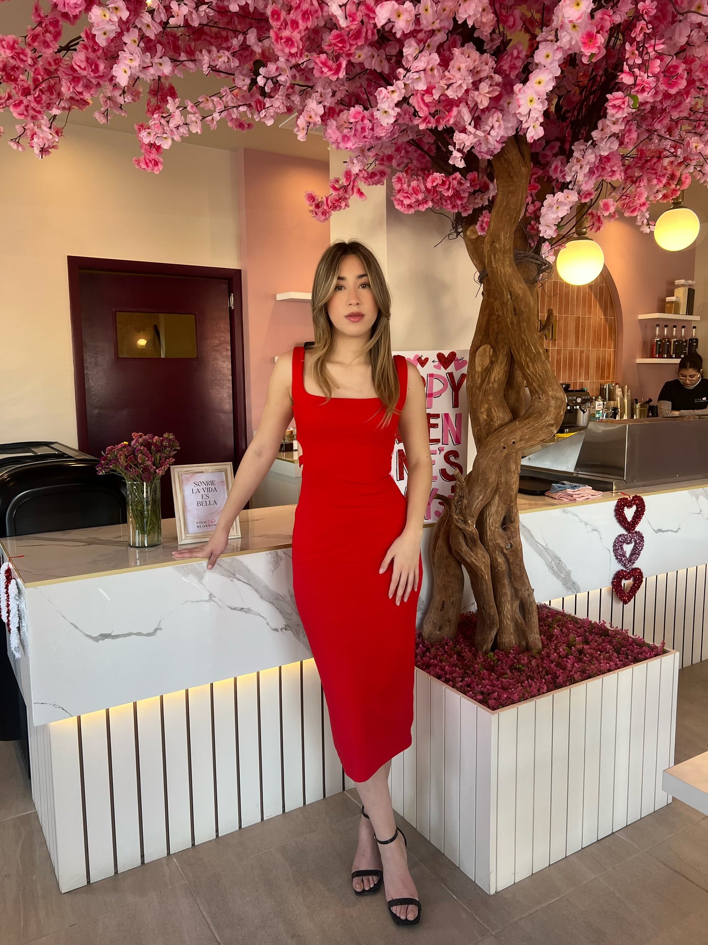 Vestido rojo con escote en espalda #10940