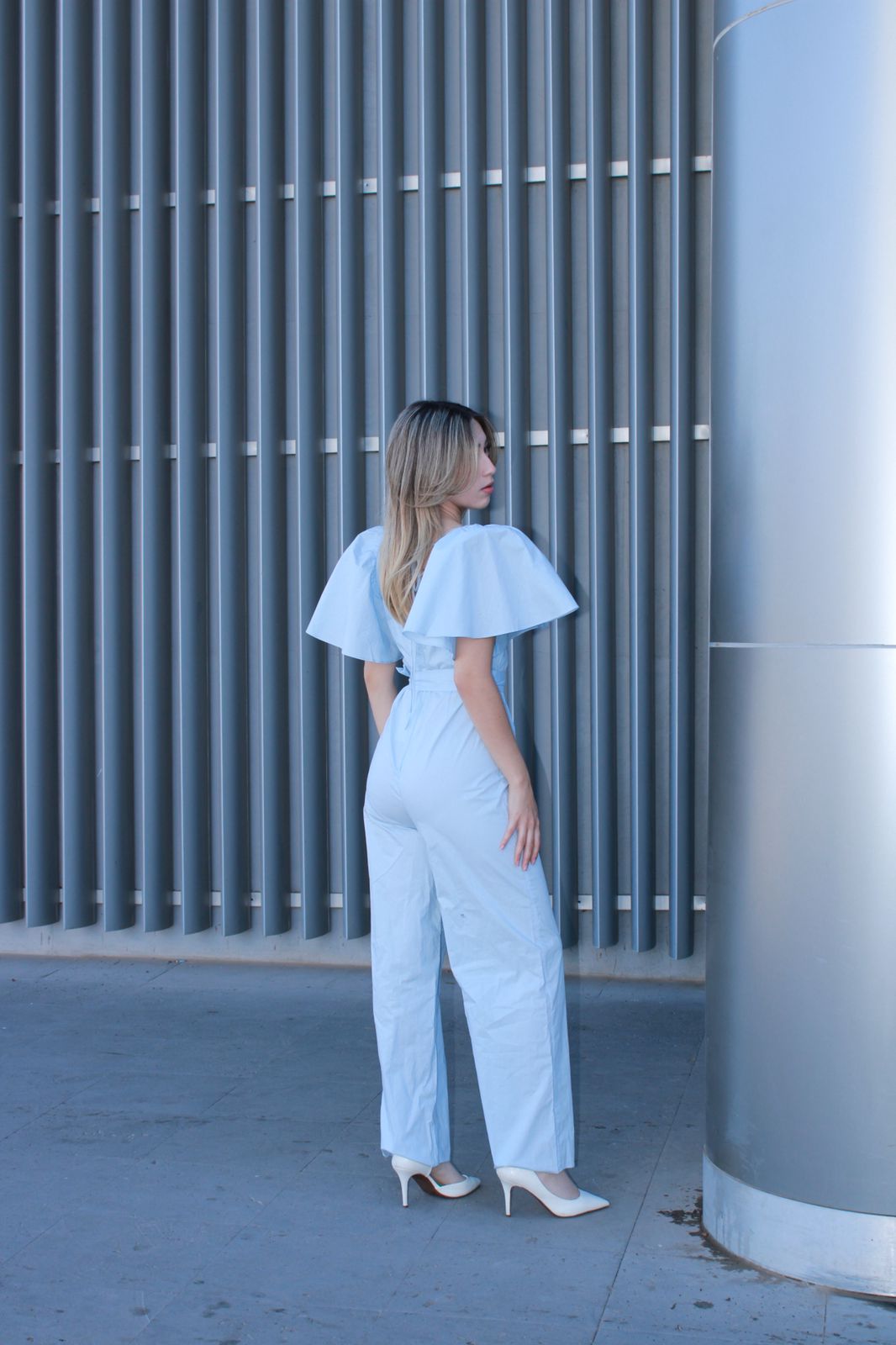 Jumpsuit azul claro con cinto #10887