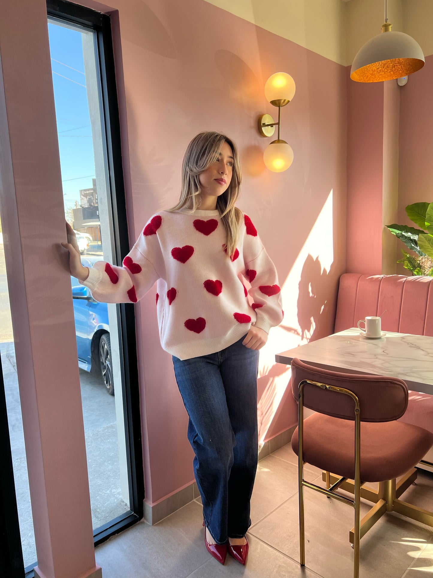 Suéter tejido rosa con corazones #10926