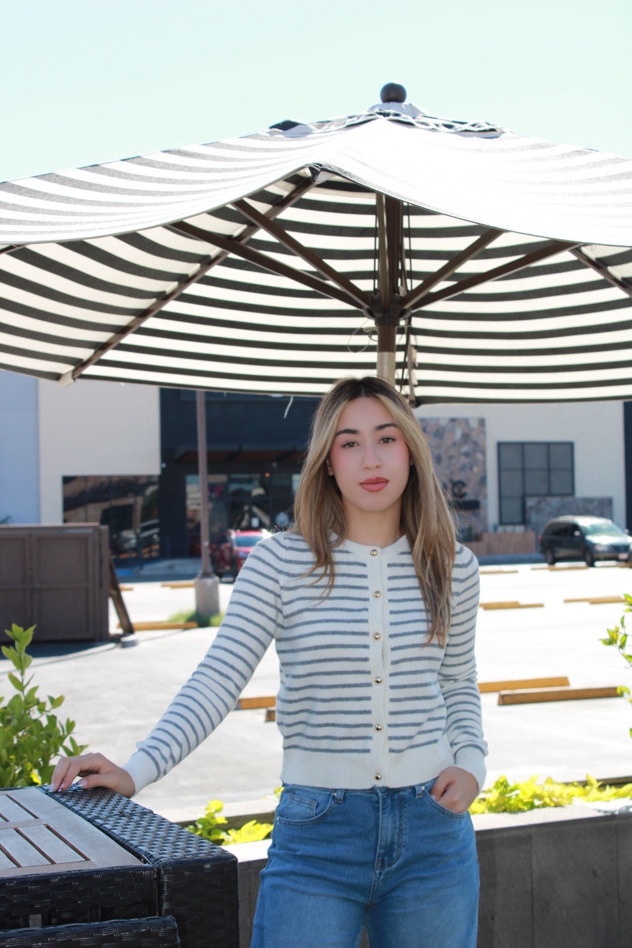 Suéter rayado crema c gris #11504