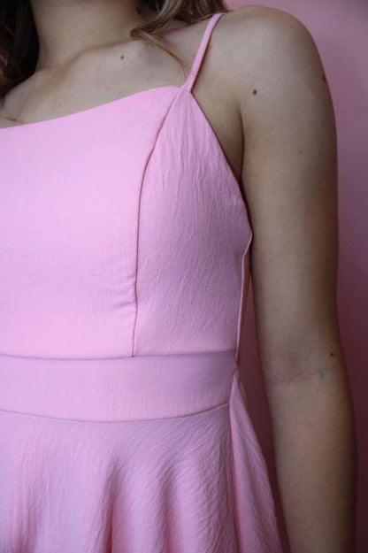 Vestido rosa corto de tirantes #11842￼