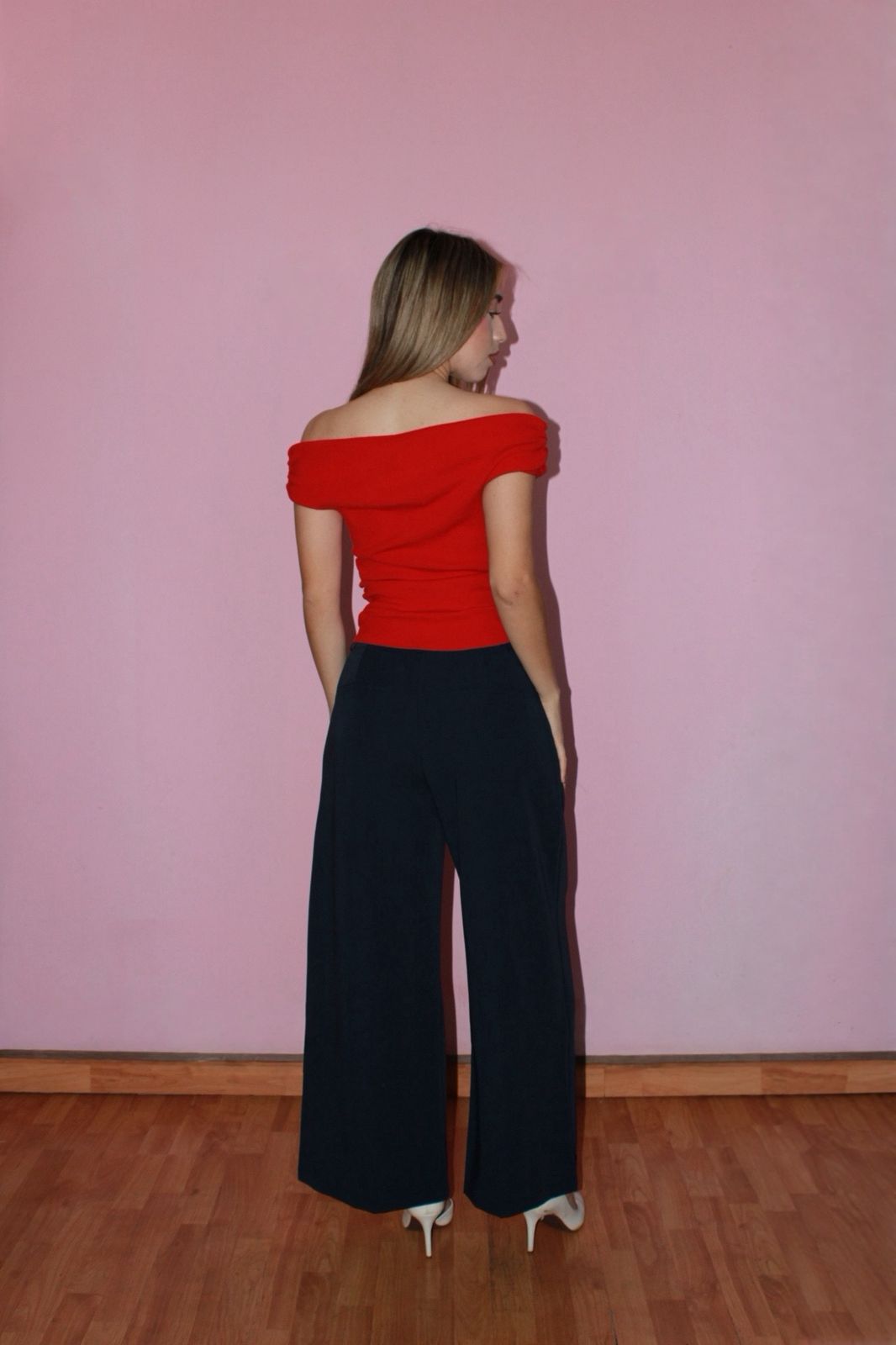 Blusa roja, Off Shoulder, tela de suéter￼#11753