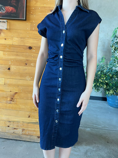 Vestido mezclilla con botones plateados #11845￼