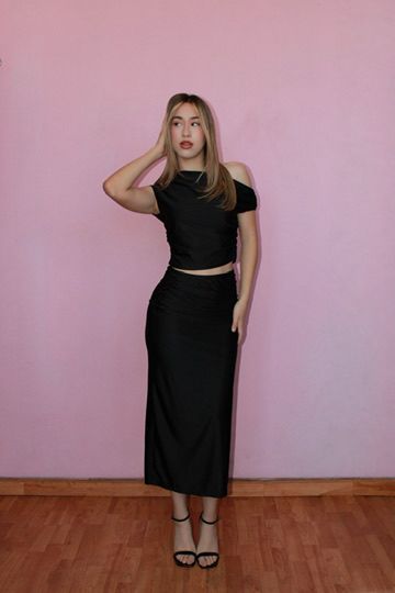 Conjunto negro lycra falda/top #11808