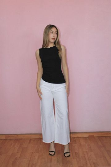 Blusa negra sin mangas asimétrica #11791