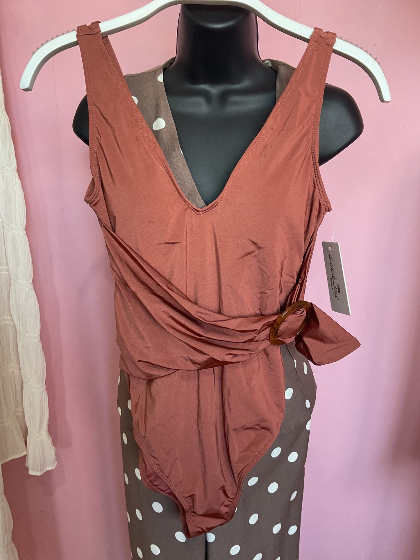 Traje de baño completo, color café #11872￼