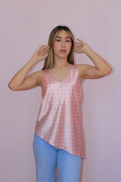 Blusa polka dots rosa asimétrica satin #11884