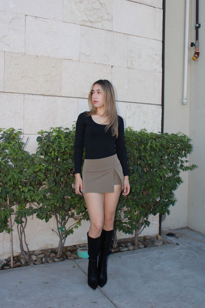 Panty, blusa negra, cuello o manga larga#11530