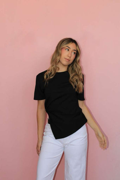Blusa negra con nudo asimétrica #11844￼