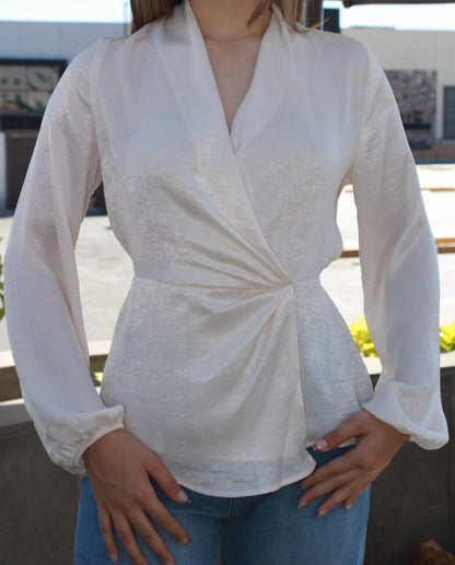 Camisa satin crema #11502