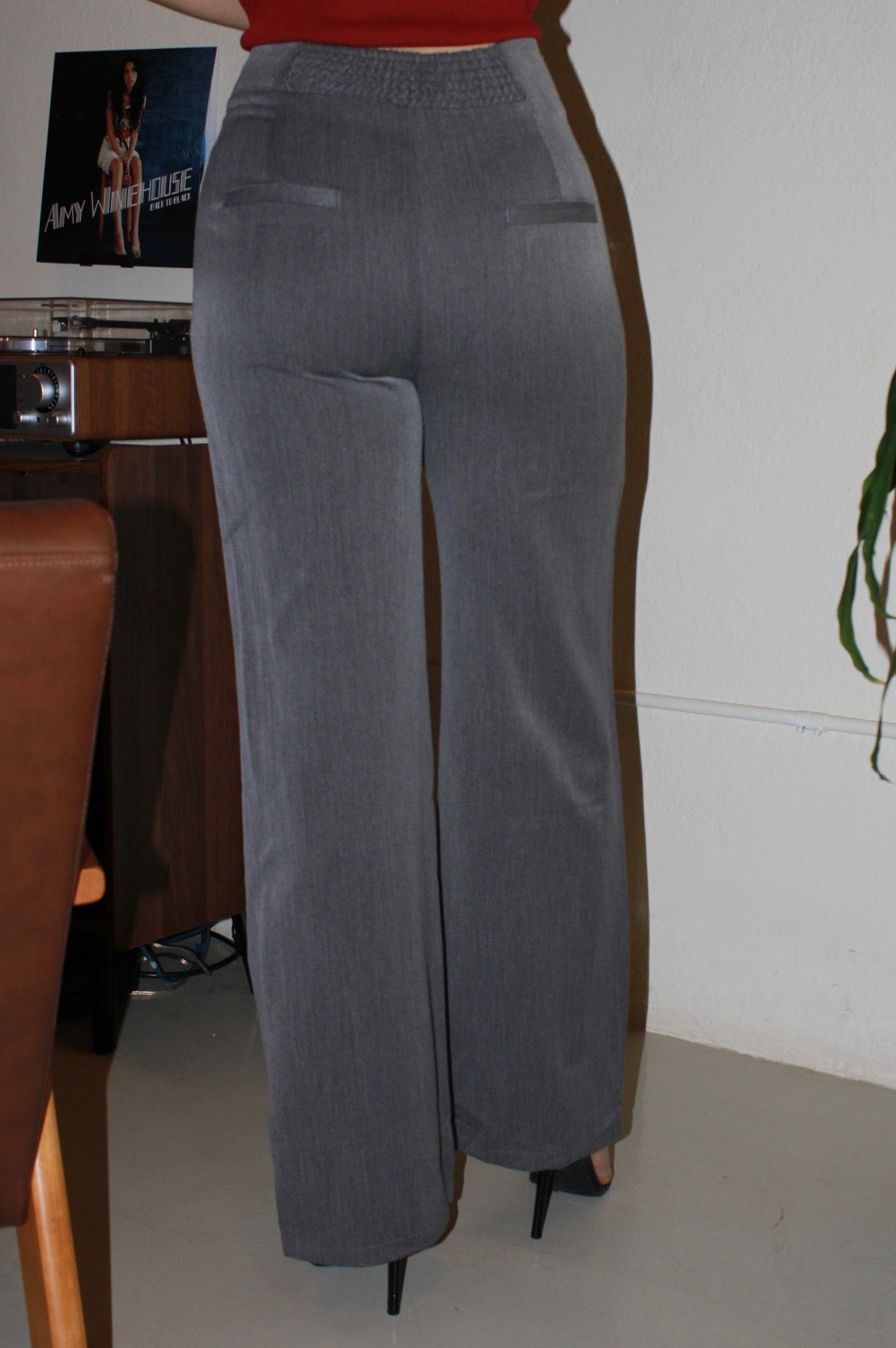 Pantalón gris con pinzas #11419￼