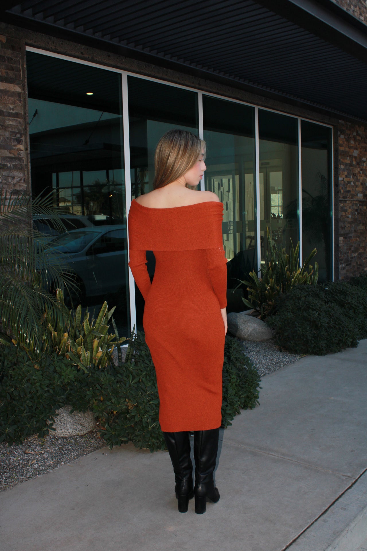 Vestido, color ladrillo Off Shoulder, de la de suéter manga larga #11672￼