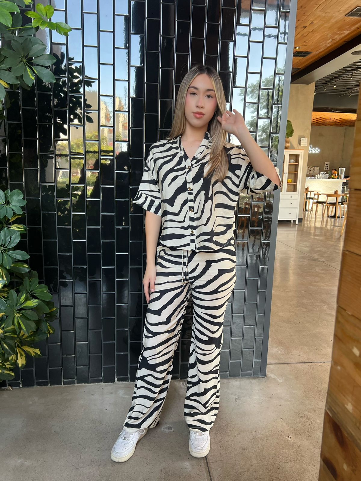 Conjunto de dos piezas con estampado negro#11823