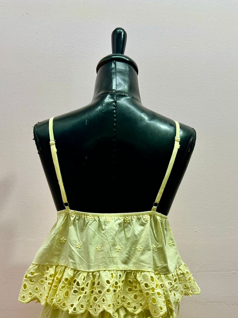 Blusa  amarillo, bordado #11913￼