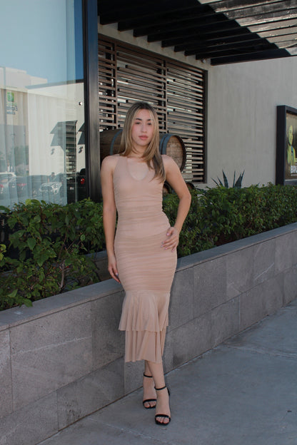 Vestido nude halter midi de mesh #11517