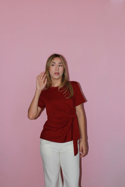 Camisa guinda con nudo ￼#11388