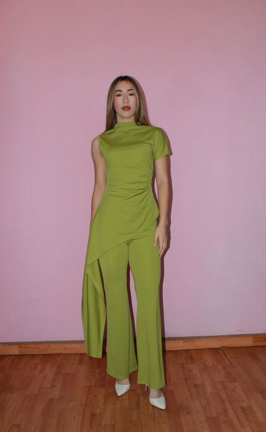 Conjunto verde, blusas, simétrica y pantalón #11770￼