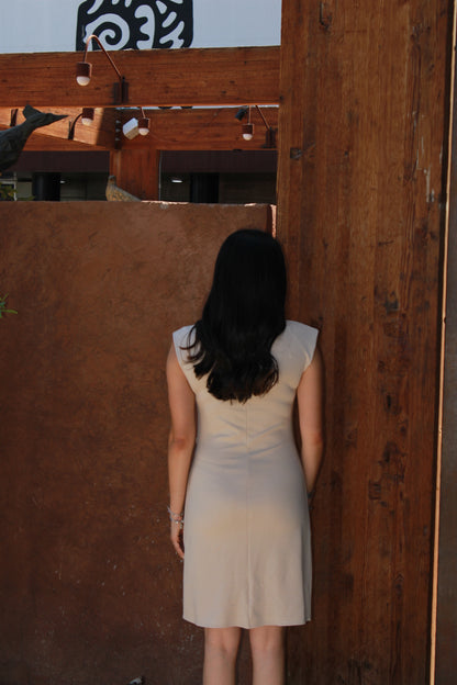 Vestido beige c nudo corto #11263