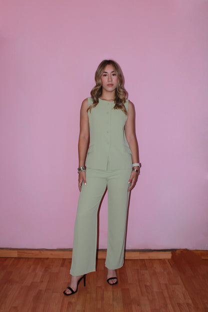 Set verde clarito chaleco y pantalón #11338