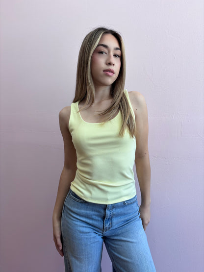 Tank top amarillo clarito #11876