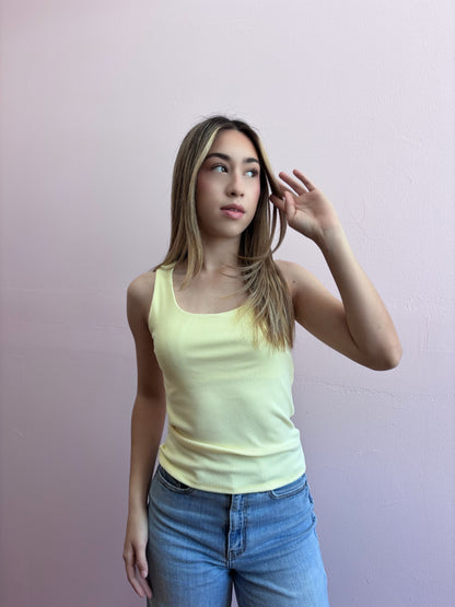 Tank top amarillo clarito #11876