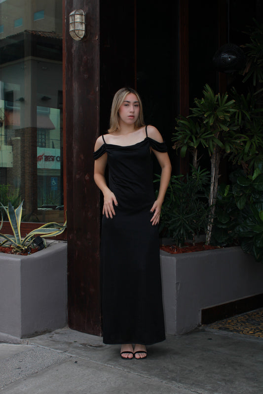 Vestido negro largo de noche con manga suelta #11472