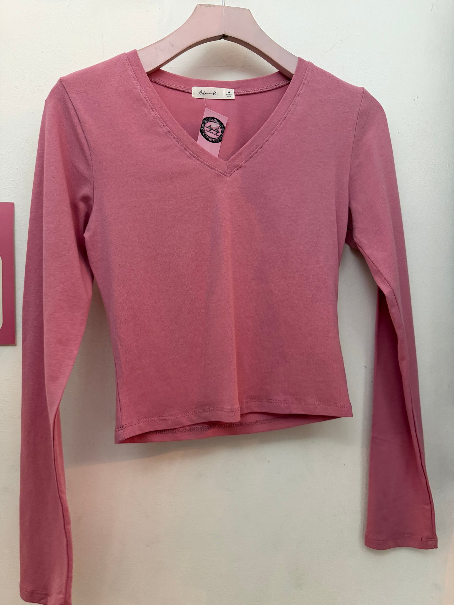 Básica, rosa, cuello V #11735￼