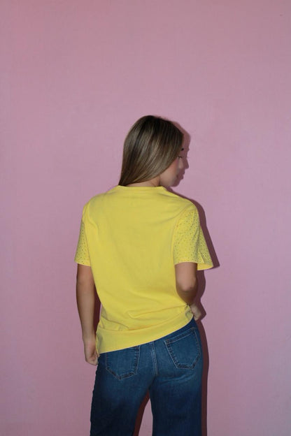 Camiseta amarilla con brillos #11762￼