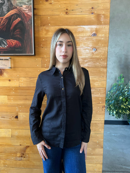 Camisa negra tipo manta con botones dorados#11849