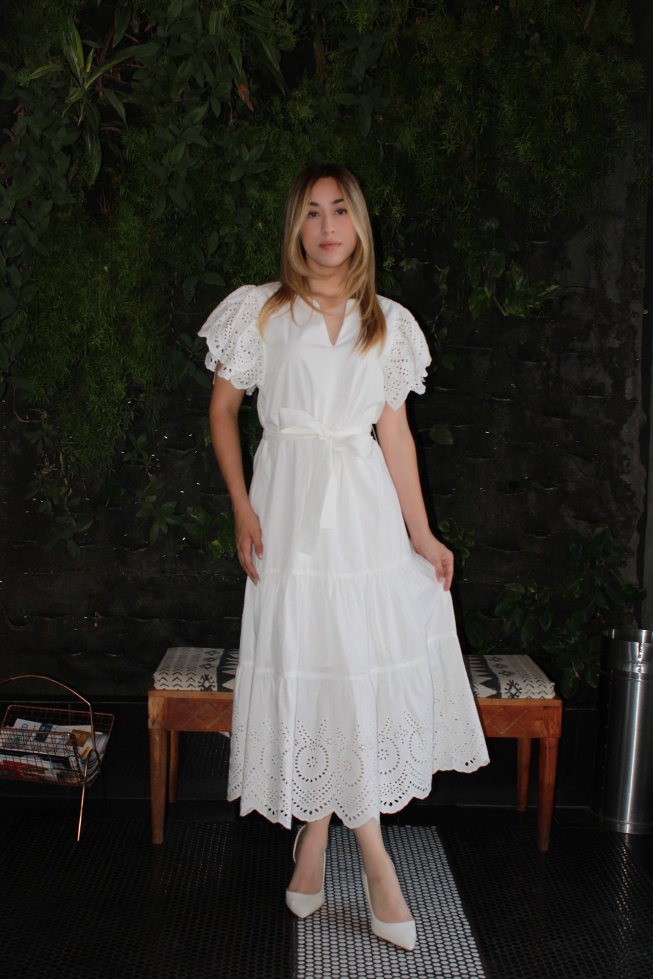 Vestido Largo Blanco con bordado #11323