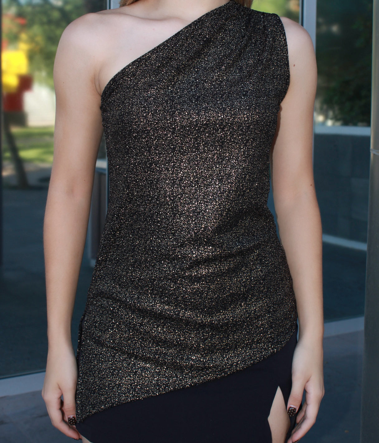 Blusa dorada, asimétrica #11464￼