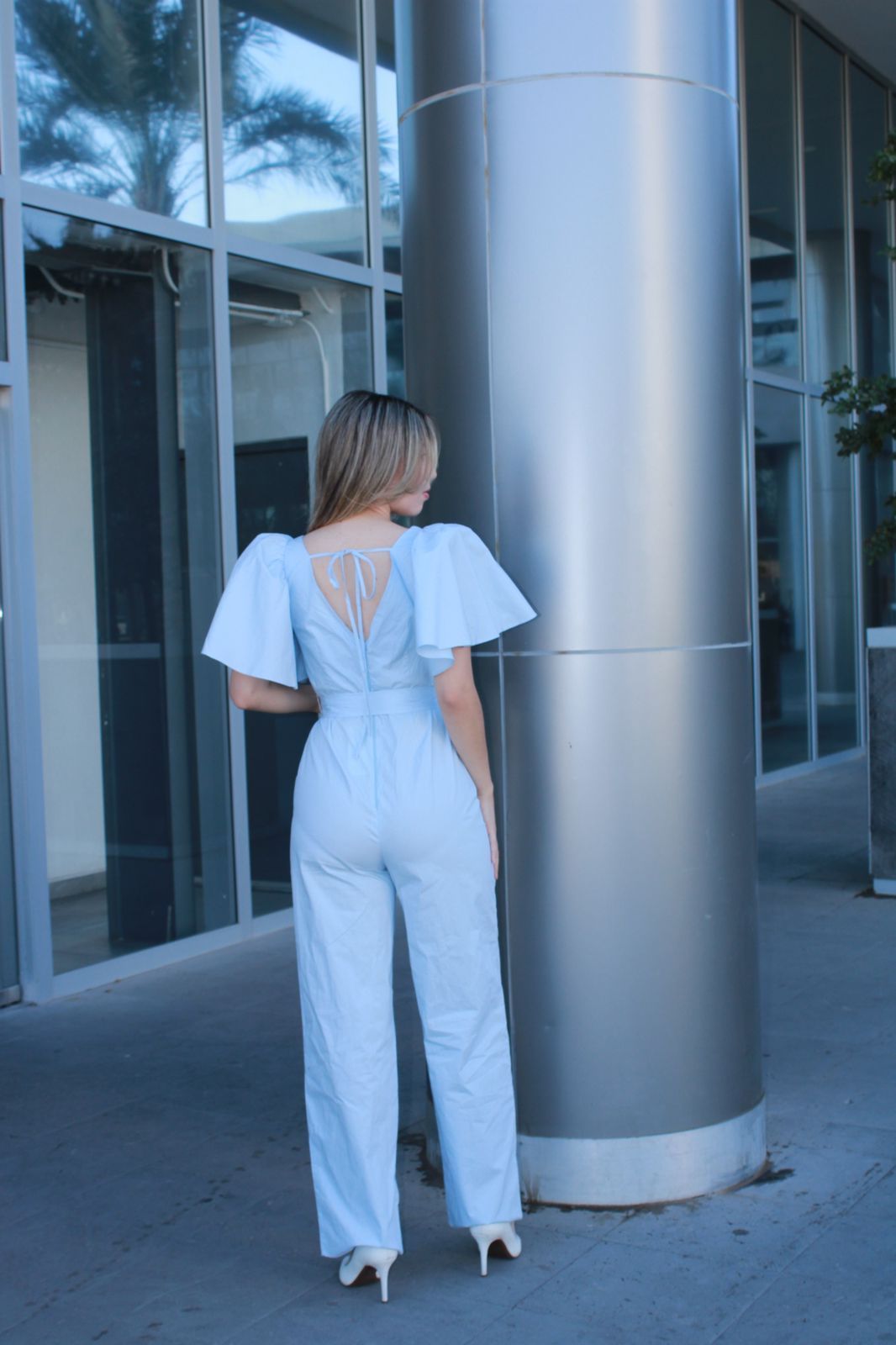 Jumpsuit azul claro con cinto #10887