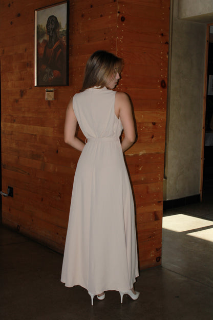 Vestido beige corte 50s #11316