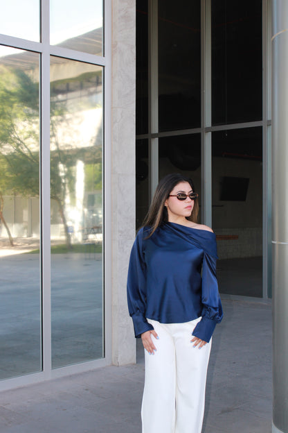 Blusa azul marino ￼#11431