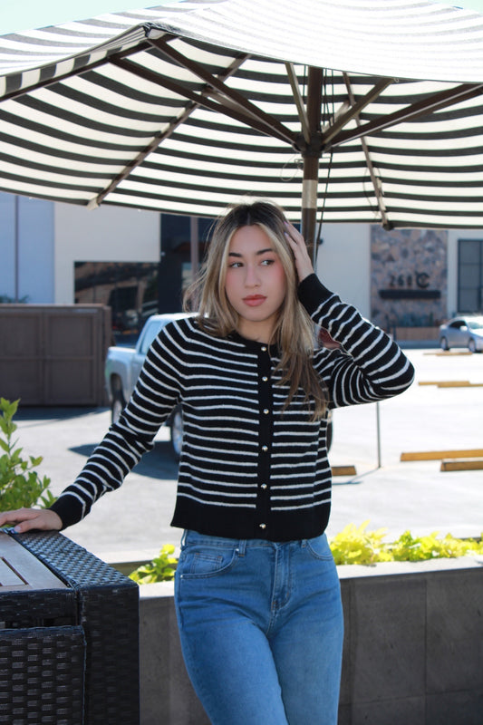 Suéter rayado negro c blanco #11510