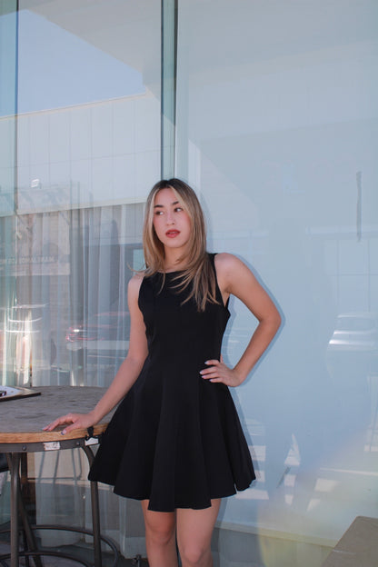 Vestido negro corte A #11516