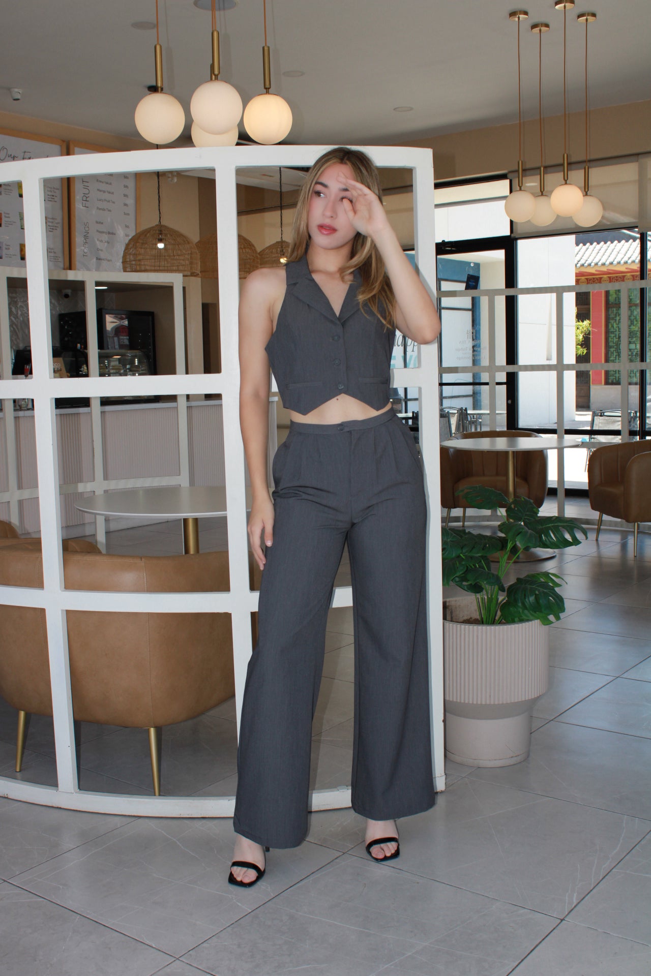 Set gris de chaleco y pantalón #11333