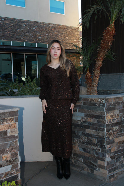 Set café oscuro con brillos naranjas #11602