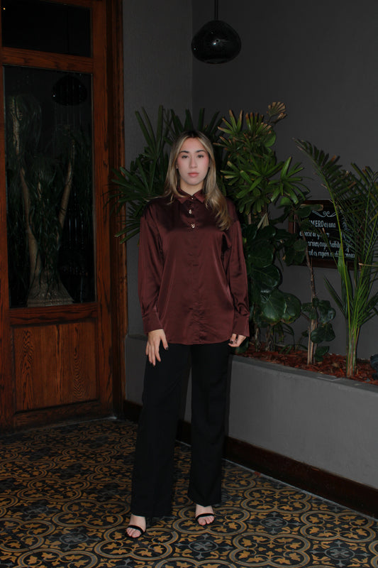 Blusa satinada café/vino #11484