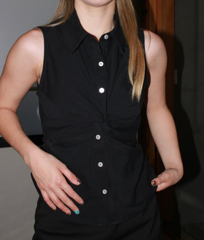 Camisa negra sin mangas con nudo #11054