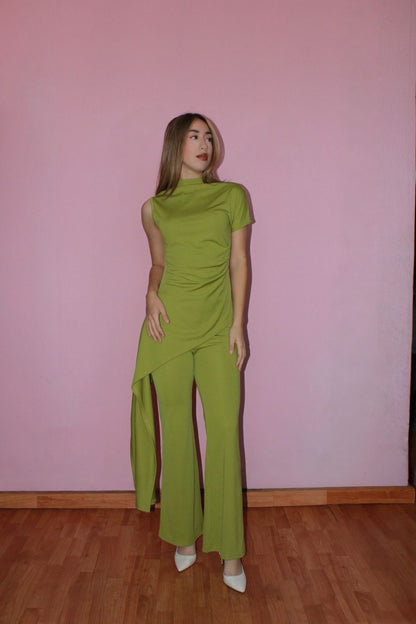 Conjunto verde, blusas, simétrica y pantalón #11770￼