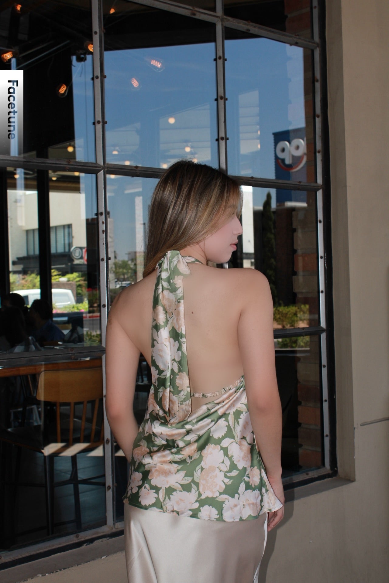 Blusa halter verde floreada #11278
